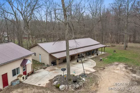 9580 Banfield, Dowling, MI 49050