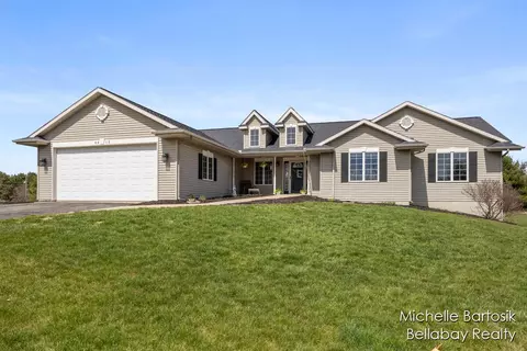 4615 7 Mile, Belmont, MI 49306