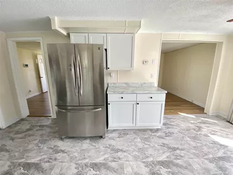 Kitchen - 2726 Clark, Jackson, MI 49202 photo 6 of 10