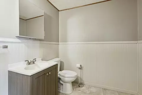 Bath - 123 New, Stanton, MI 48888 photo 3 of 3