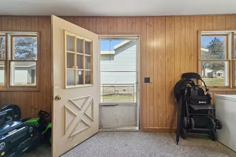 Entry Way - 123 New, Stanton, MI 48888 photo 1 of 5