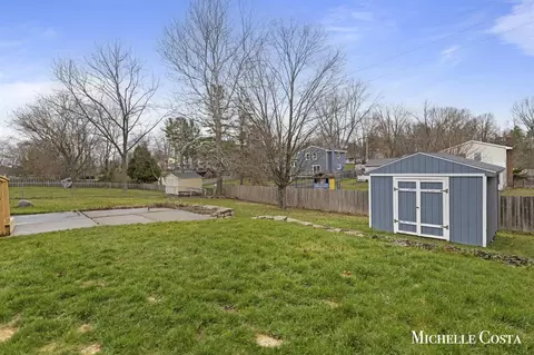 Exterior - 6955 Adaside, Ada, MI 49301 photo 5 of 6