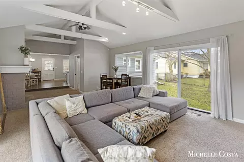 Living - 6955 Adaside, Ada, MI 49301 photo 3 of 4