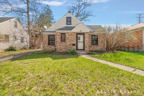 2350 Blaine, Grand Rapids, MI 49507