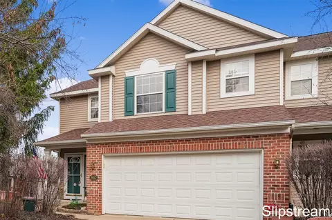 5917 E Lyn Hvn, Grand Rapids, MI 49512