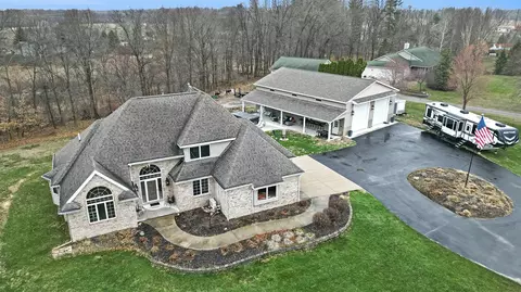 5621 Tiffany, Rockford, MI 49341
