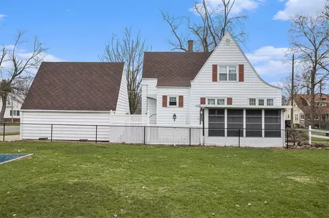 Exterior - 235 N Douglas, Bronson, MI 49028 photo 3 of 7