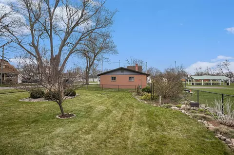 Exterior - 235 N Douglas, Bronson, MI 49028 photo 7 of 7