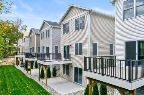 7260 Atwater, Norton Shores, MI 49456