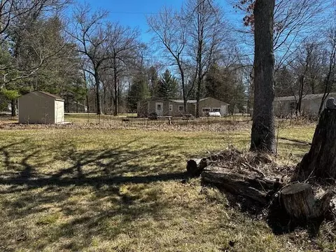 854 S Mcclelland, White Cloud, MI 49349 photo 17