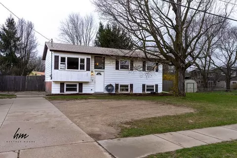 947 W Main, Middleville, MI 49333