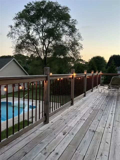Exterior - 2109 Appleway, Jackson, MI 49203 photo 25 of 25
