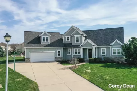 8262 Hunting, Jenison, MI 49428
