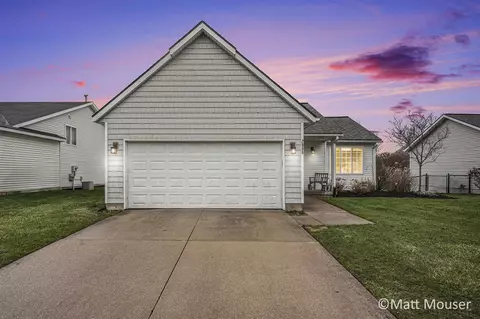 2908 Woodglen, Grand Rapids, MI 49504