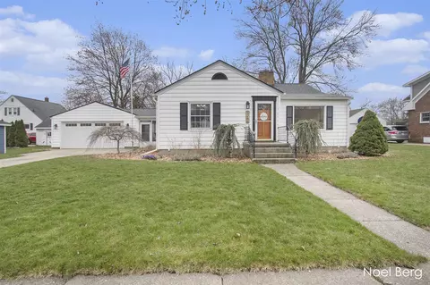 1246 Slayton, Grand Haven, MI 49417