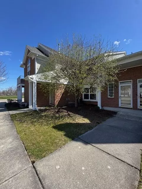 16896 Glenmoor, Macomb, MI 48044