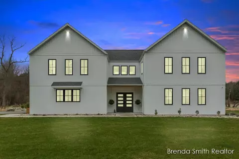 6689 Hammond, Freeport, MI 49325