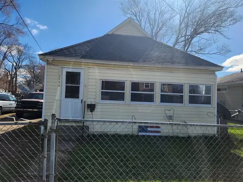 1726 Pine, Muskegon, MI 49442