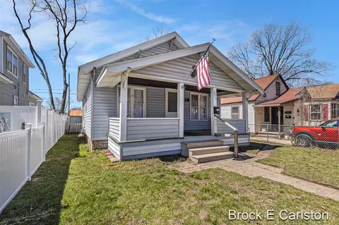 1873 Mcilwraith, Muskegon, MI 49442
