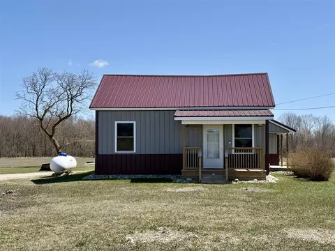 4925 S Mount Hope, Carson City, MI 48811