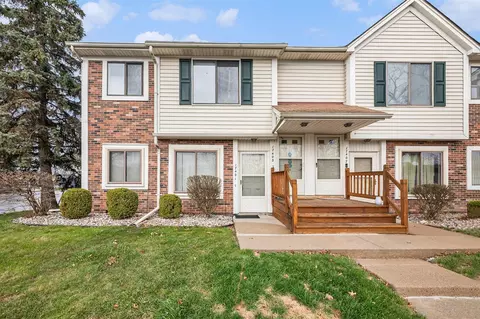 17401 Utica Oaks #44, Roseville, MI 48066