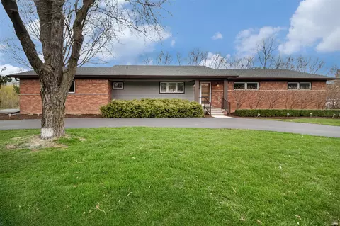 4743 Burnley, Bloomfield Hills, MI 48304