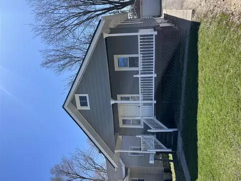 103 W Tennyson, Pontiac, MI 48340