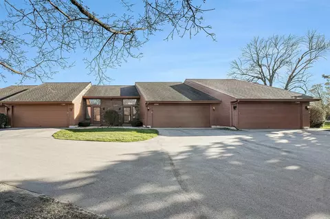 1366 Bent Tree #82, Hudsonville, MI 49426