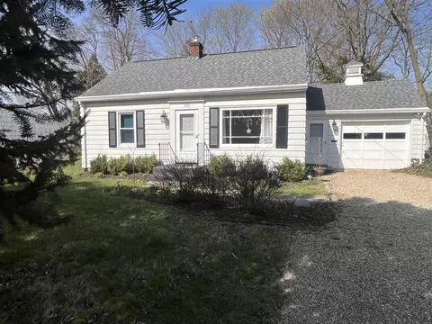 303 Sydelle, Kalamazoo, MI 49006