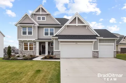 270 Hawkchase, Grand Rapids, MI 49525