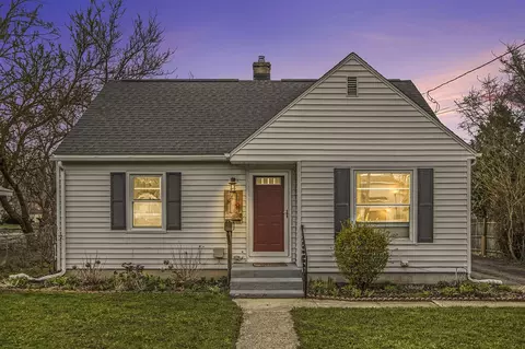 1411 Royce, Kalamazoo, MI 49001
