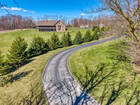 16590 Heim, Chelsea, MI 48118