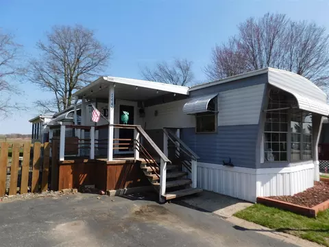 1445 Wood Park, Sparta, MI 49345