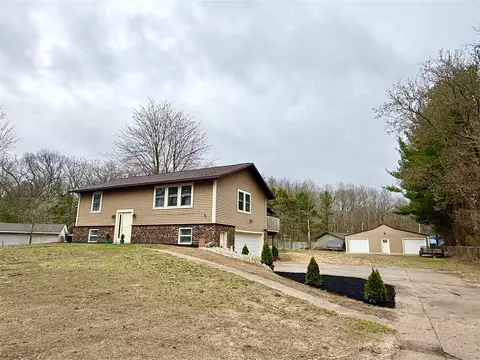 6204 Holton, Twin Lake, MI 49457