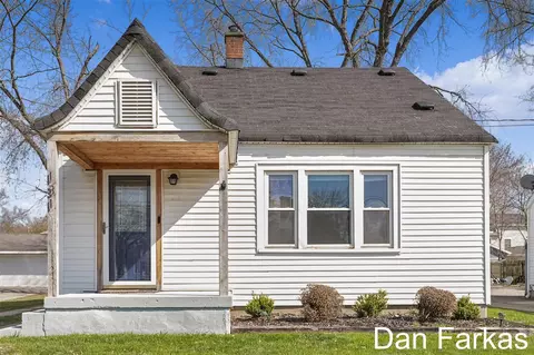131 36th, Grand Rapids, MI 49548