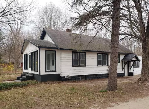 3360 Riverside, Benton Harbor, MI 49022