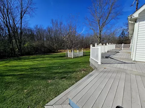 Exterior - 4175 Springport, Jackson, MI 49201 photo 3 of 4