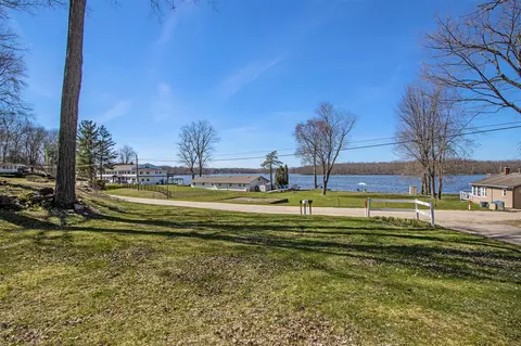 3126 Baseline, Gobles, MI 49055 photo 8