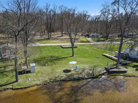 3126 Baseline, Gobles, MI 49055 photo 15