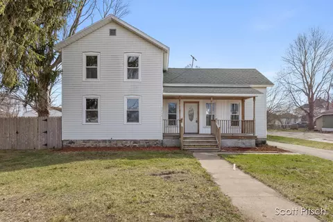 4211 18th, Dorr, MI 49323