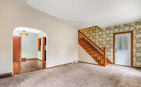 Living - 5185 Ada, Ada, MI 49301 photo 2 of 3
