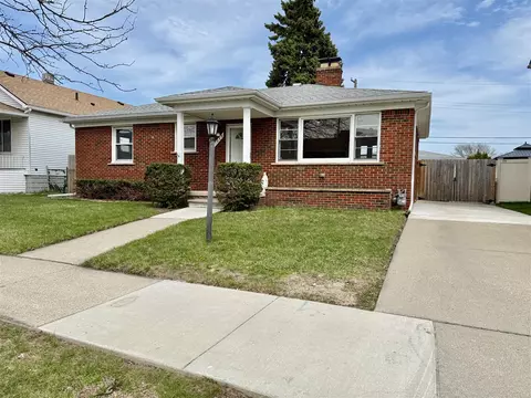 1055 5th, Wyandotte, MI 48192