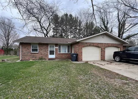 5113 Cleveland, Stevensville, MI 49127