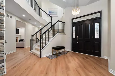 Entry Way - 5003 Cavendish, Ann Arbor, MI 48103 photo 2 of 10