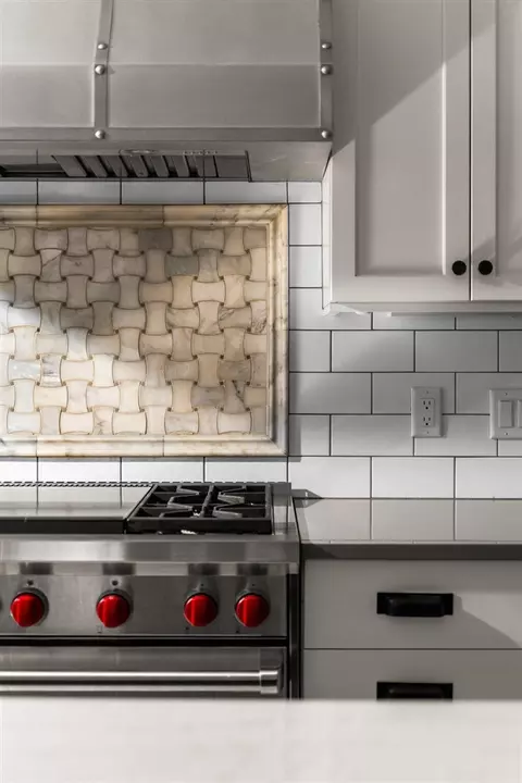 Kitchen - 5003 Cavendish, Ann Arbor, MI 48103 photo 6 of 8