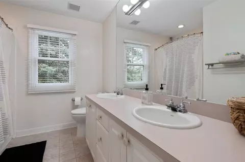 Bath - 5003 Cavendish, Ann Arbor, MI 48103 photo 4 of 5