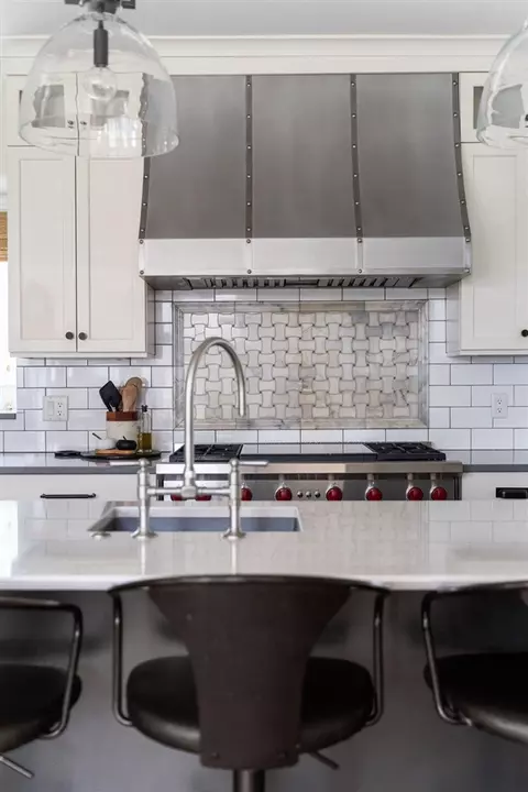 Kitchen - 5003 Cavendish, Ann Arbor, MI 48103 photo 5 of 8