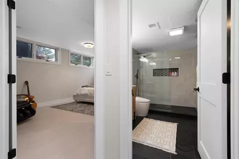 Entry Way - 5003 Cavendish, Ann Arbor, MI 48103 photo 10 of 10
