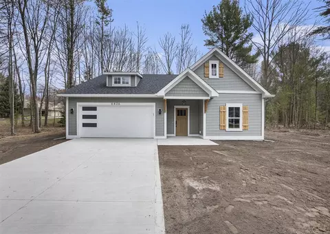 6426 Henry, Norton Shores, MI 49441