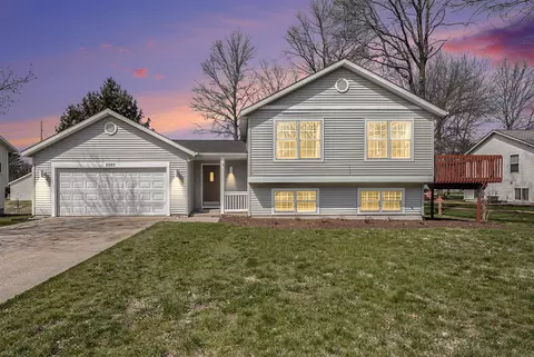 2583 E Pne, Holland, MI 49424